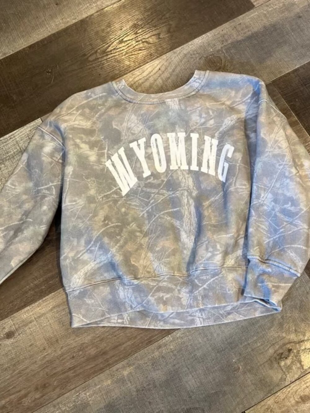 Women Wyoming Shirt Medium